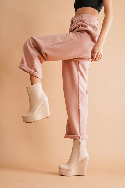 Kadın Dolgu Topuk Fermuarlı Bot Daina  Nude Cilt 4