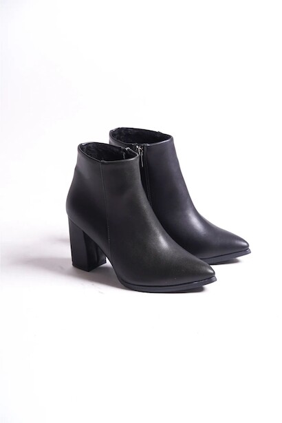 Siyah Siyah Cilt Kısa Topuklu Sivri Burun Kadın Bot  Siyah 4