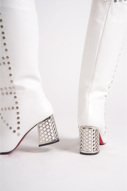 Kadın Zımbalı Tasarım Kısa Topuklu Çizme Lotus  Beyaz Cilt  4