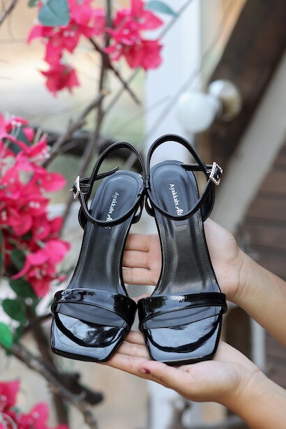 Kadın Taş Topuklu Ayakkabı Missa  Siyah Rugan 4