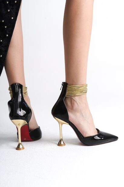 Kadın Gold Biye Detay Tasarım Topuklu Ayakkabı Nicera