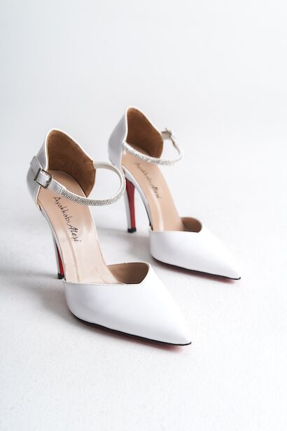 Kadın Taş Baret Sivri Burun Topuklu Ayakkabı Sierra  Beyaz Rugan  4
