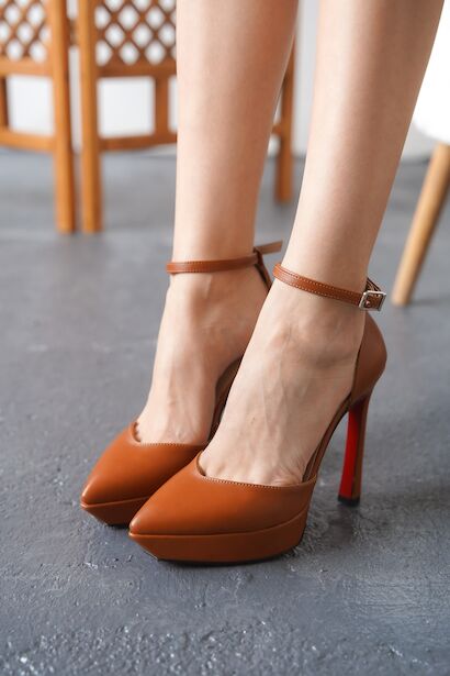 Kadın Baretli Platform Topuklu Ayakkabı Accies 