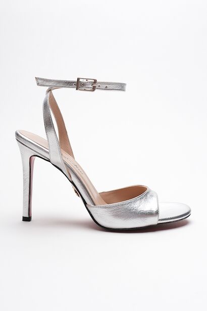 Kadın İnce Bant Arka Baretli Topuklu Ayakkabı Livora 