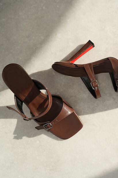 Kadın Çift Bant Tokalı Topuklu Terlik Rona  Kahverengi Cilt 6