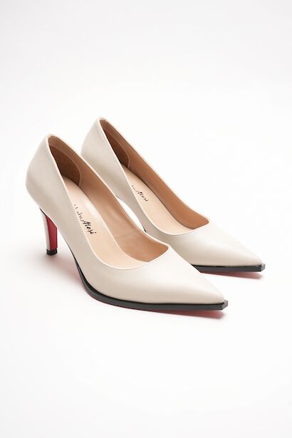 Kadın Sivri Burun Tasarım Taban İnce Kısa Topuklu Ayakkabı Gronia 