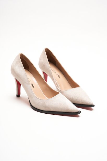 Kadın Sivri Burun Tasarım Taban İnce Kısa Topuklu Ayakkabı Gronia 